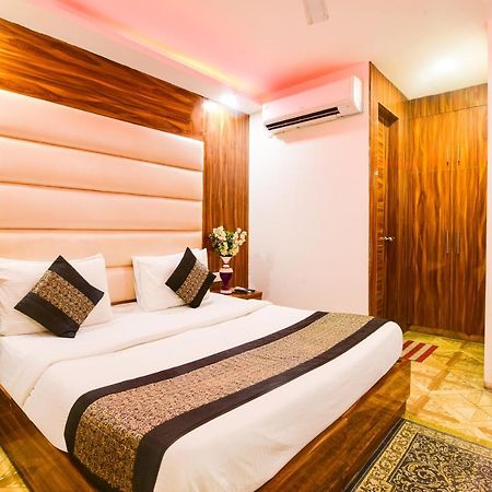 Olivia Hotels At Delhi Airport Нью-Дели Экстерьер фото
