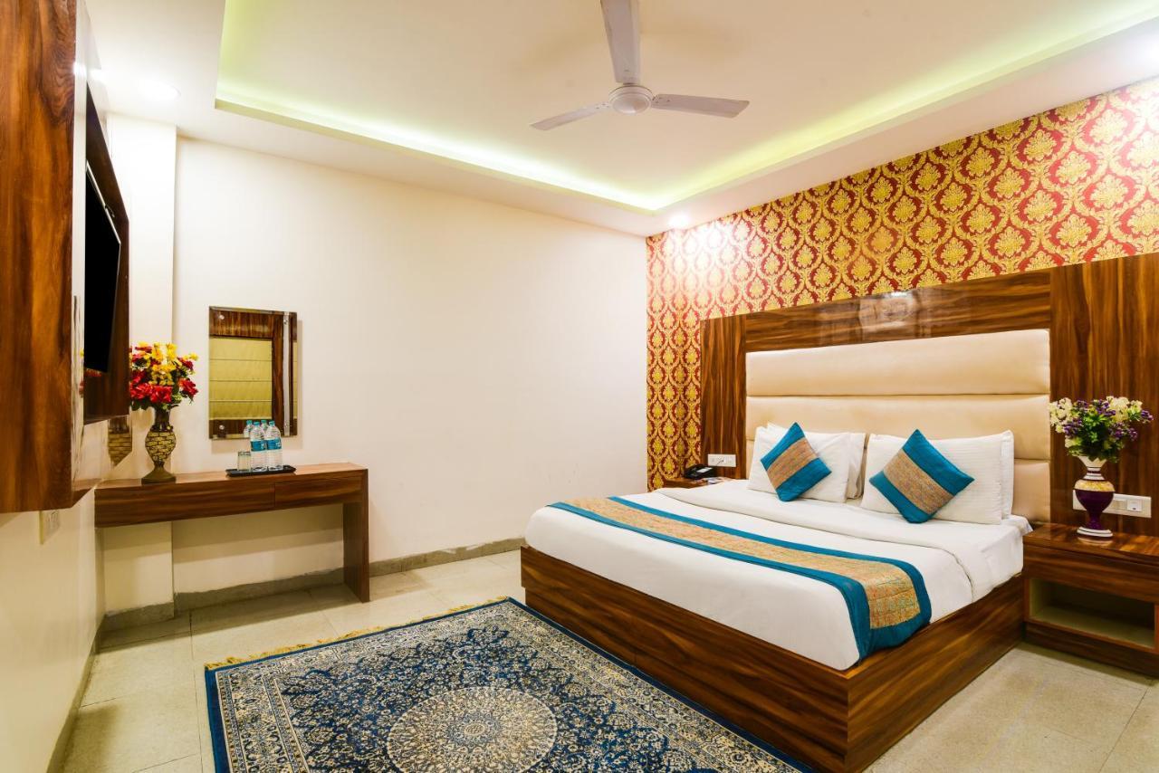 Olivia Hotels At Delhi Airport Нью-Дели Экстерьер фото