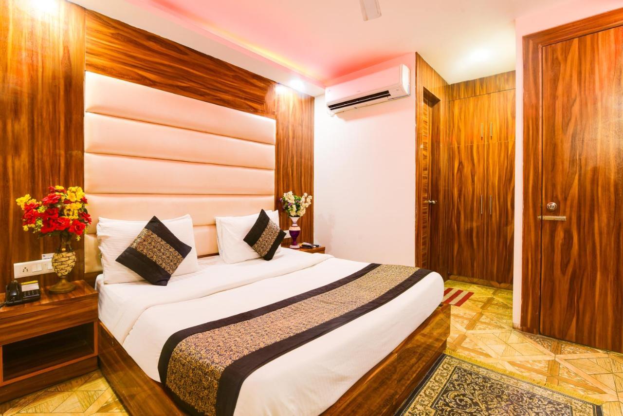 Olivia Hotels At Delhi Airport Нью-Дели Экстерьер фото