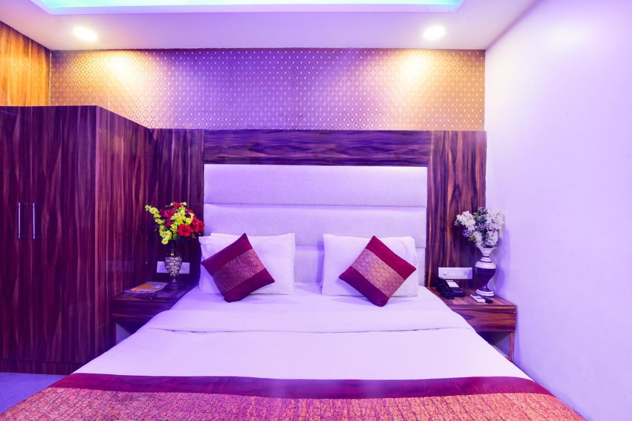Olivia Hotels At Delhi Airport Нью-Дели Экстерьер фото